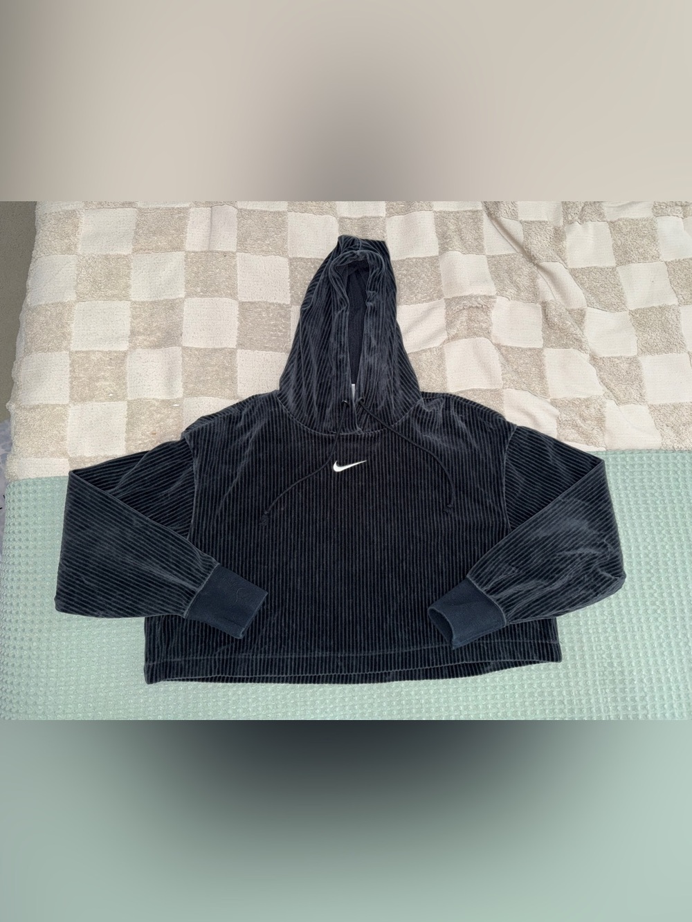 Nike Sportswear Velour Mod Black Crop Hoodie XS